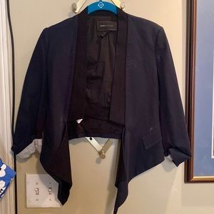 BCBG cropped blazer